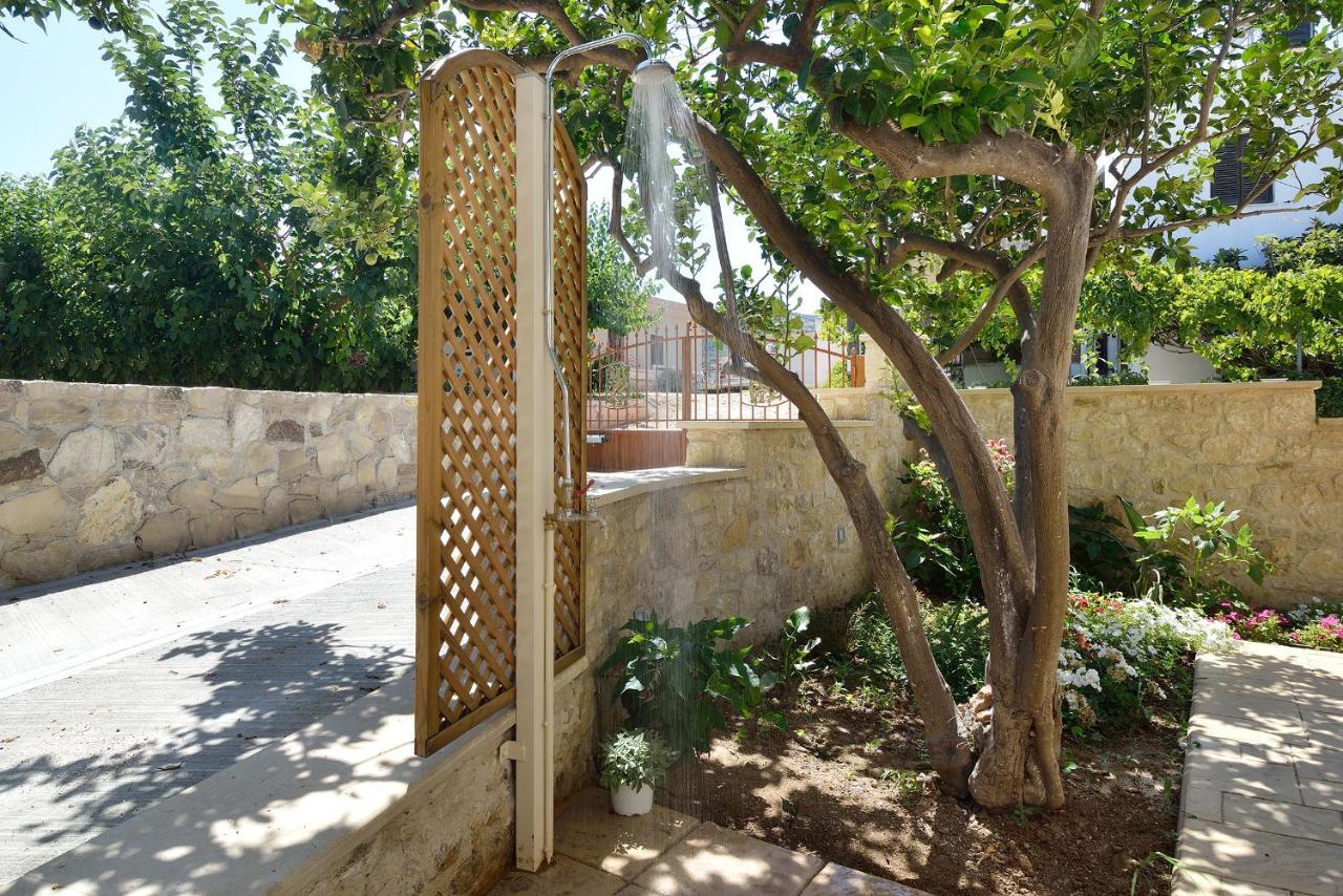 Anna 'S House - Garden Cottage In Kíssamos Exteriér fotografie